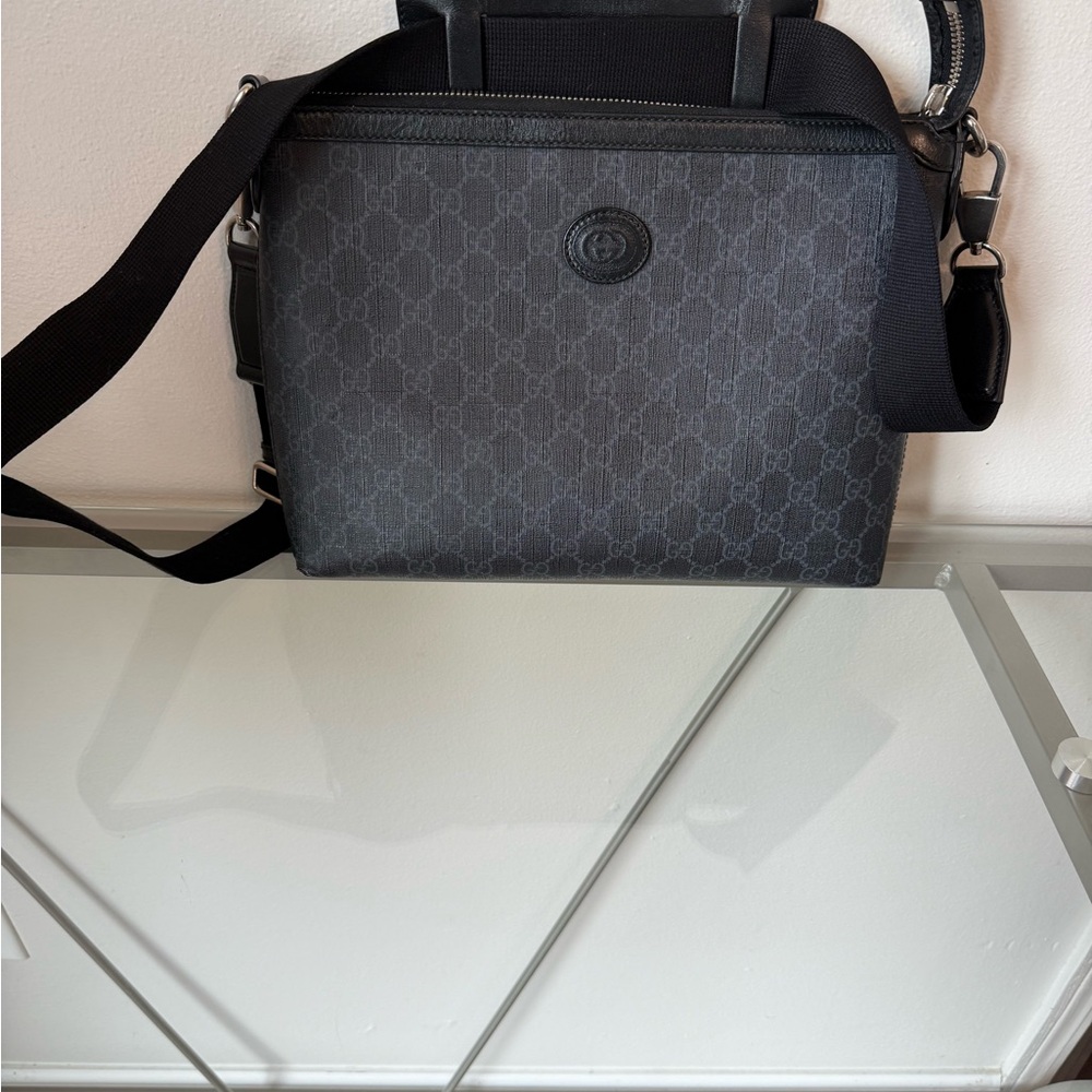 Men's Gucci Black Designer Crossbody Bag